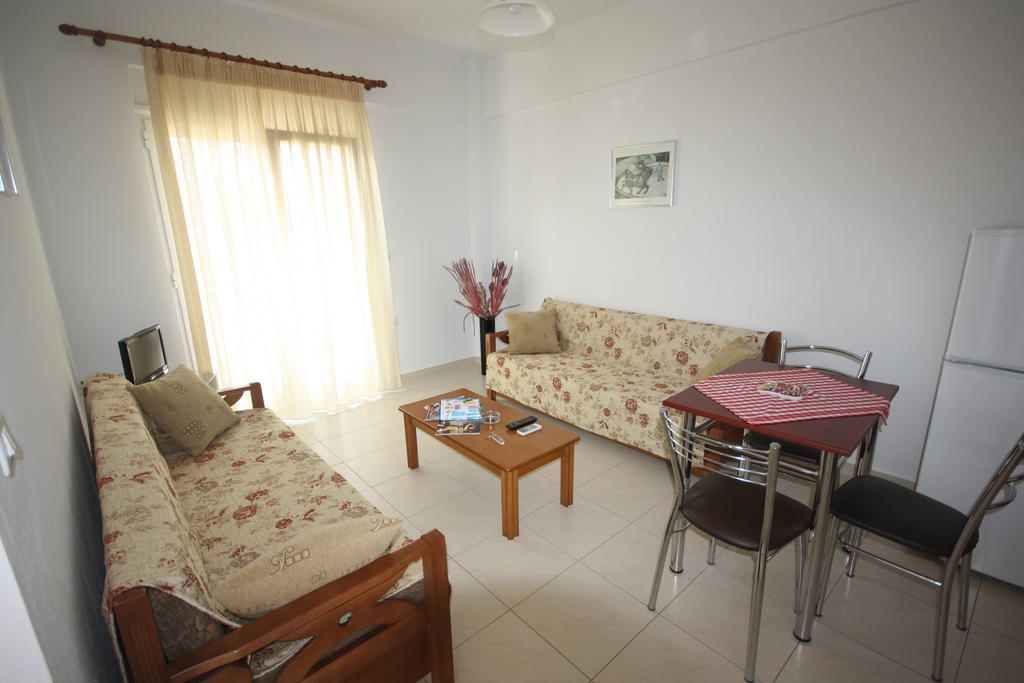 Pavloudis Apartments Psakoudia Room photo